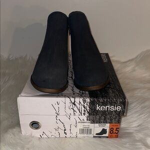 Kensie Women's Dark Gray Ankle Booties